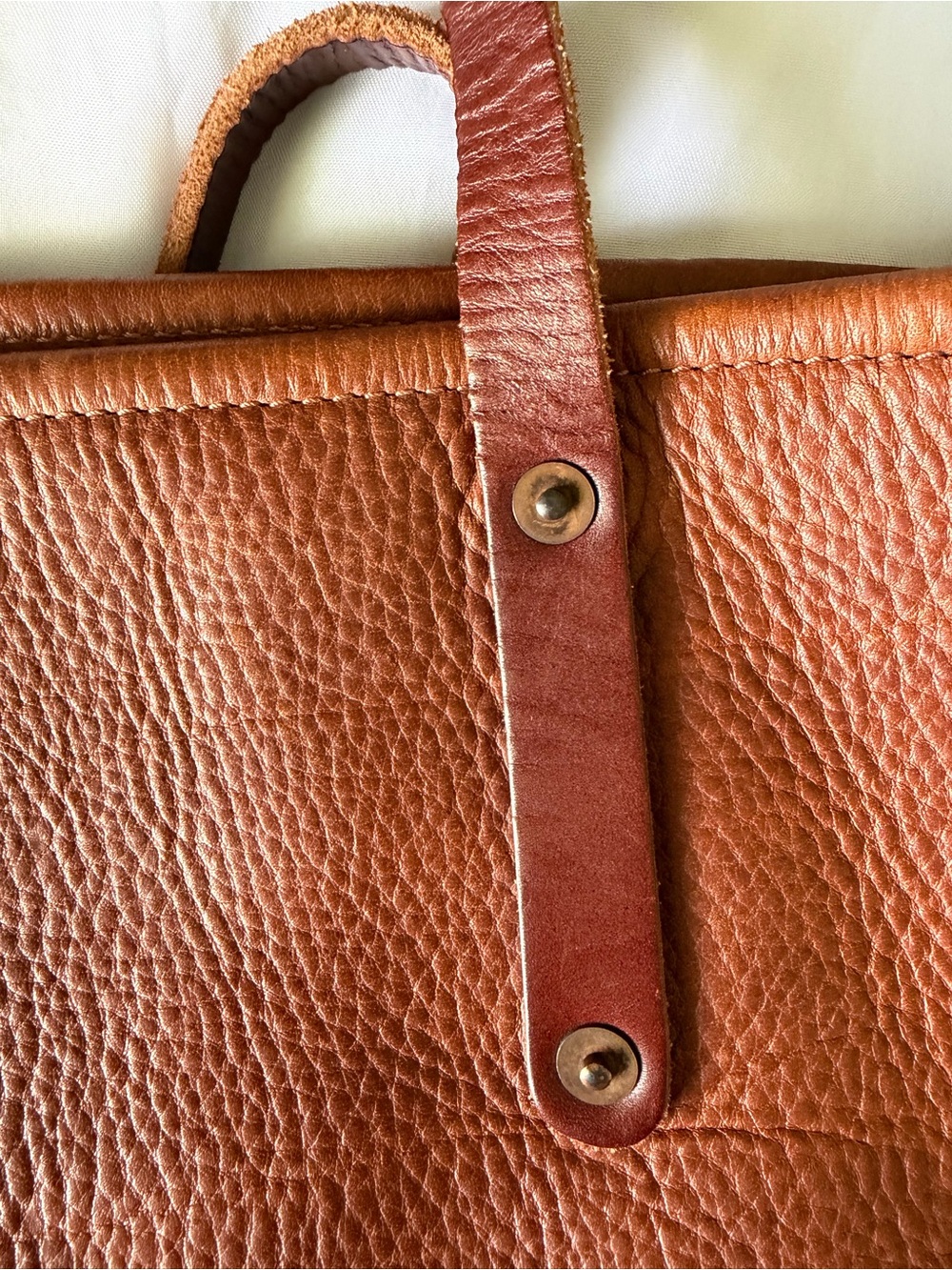 Go Forth Goods medium Avery tote in saddle - Picture 6 of 15